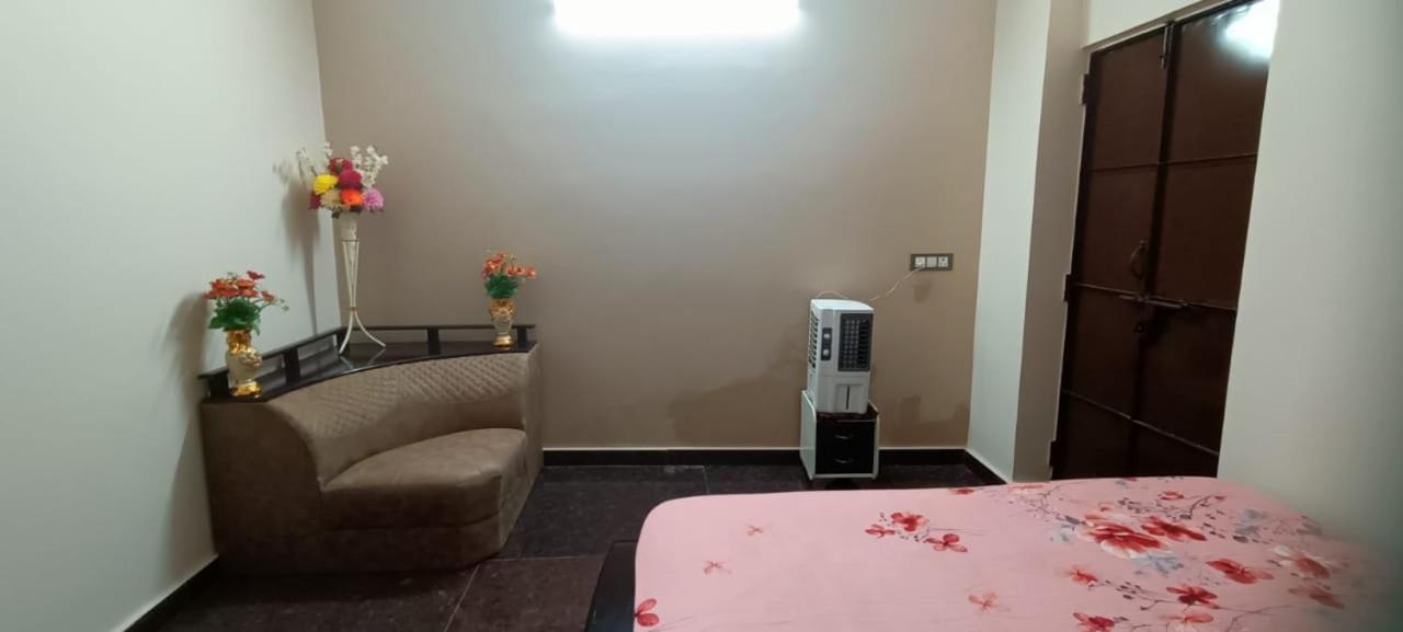 Ruqaiyah Manzil Hotell Hyderabad Eksteriør bilde